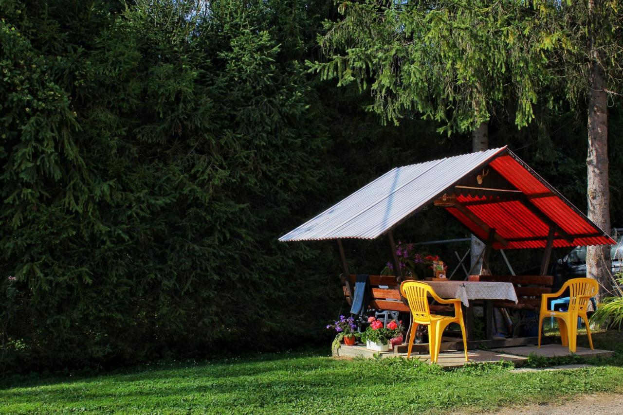 Domki Pod Wzgorzem Polanczyk Ngoại thất bức ảnh